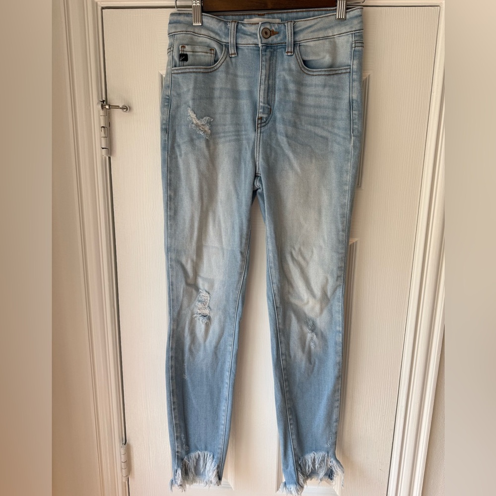KanCan Light Blue Distressed Ankle Jeans